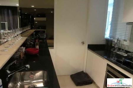 Manhattan Chit Lom | Spacious Living & City Views from this Two Bedroom Condo for Rent in Ratchathewii