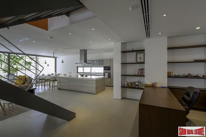 Prestigious Apartment Complex in Cape Yamu