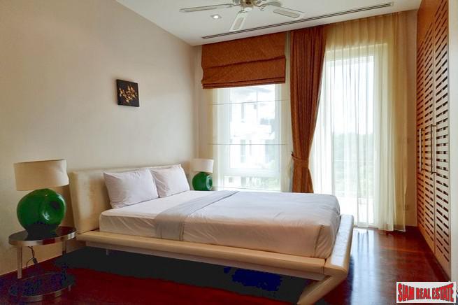 Layan Garden | Luxurious Three Bedroom Condo with Pool Access for Rent-10