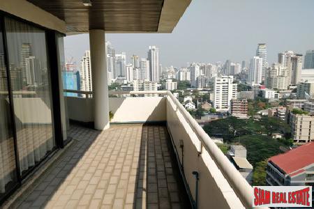Le Premier 1 | Large Penthouse Condo at Sukhumvit 23, Bangkok