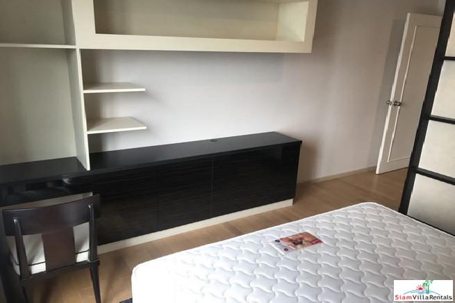 Villa Asoke | Modern Two Bedroom Corner Unit for Rent in Asok-8