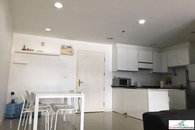 Serene Place | Two Bedroom Asoke Condo For Rent Near Shopping and Benchasiri Park