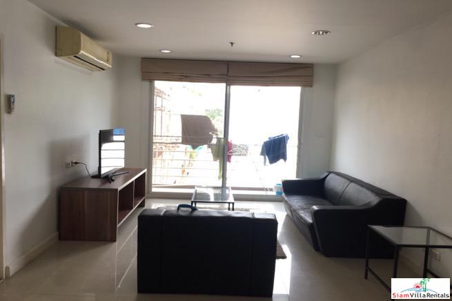 Serene Place | Two Bedroom Asoke Condo For Rent Near Shopping and Benchasiri Park