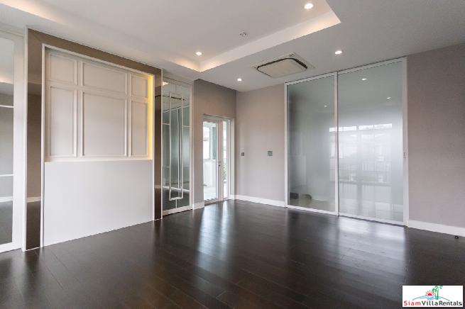 Nantawan Bangna| New Two Storey Four Bedroom House Situated on a Corner Lot in Bangna