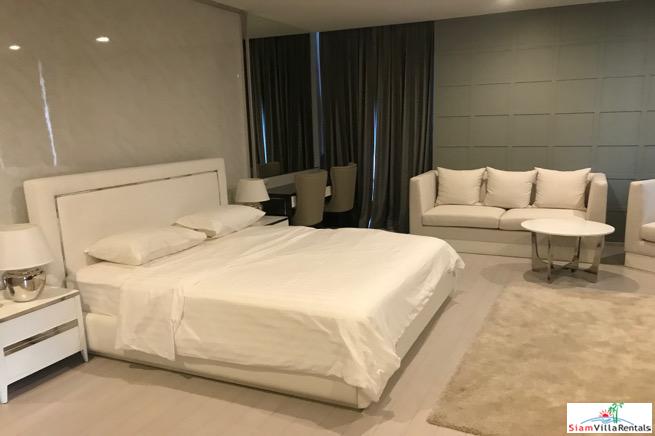 Noble Ploenchit | Three Bedroom Duplex on the 38th & 39th Floor in Phloen Chit