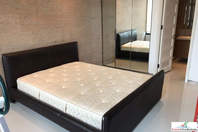 One Bedroom Condo with Expansive City Views in Phrom Phong