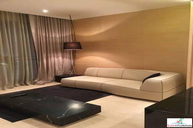 Saladaeng Residences | New and Modern One Bedroom Condo Close to Many Conveniences in Lumphini