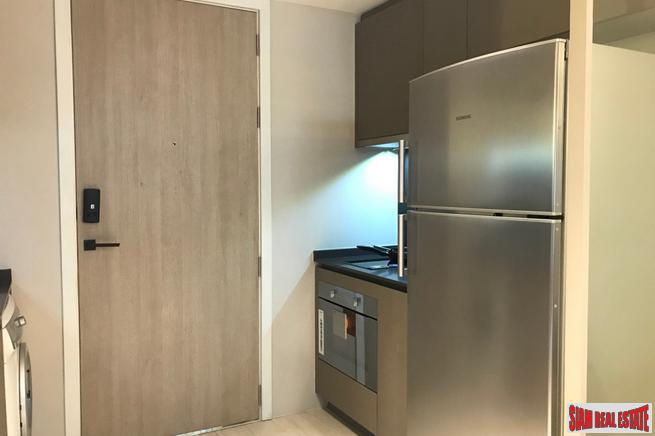 New Low-Rise Condo of Smart Homes at Wireless Road, near to BTS Ploenchit - Duplex Units 1-3 Beds - Up to 15% Discount!