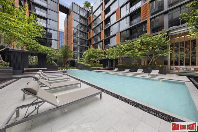 Newly Completed High Quality Low-Rise Condo with Excellent Facilities close to BTS Ekkamai -1 Bed Units