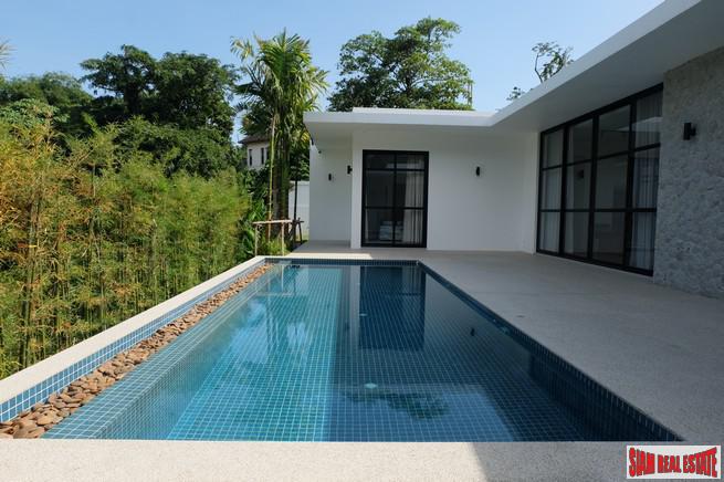 New Three Bedroom Single Storey Pool Villa in Central Rawai Location