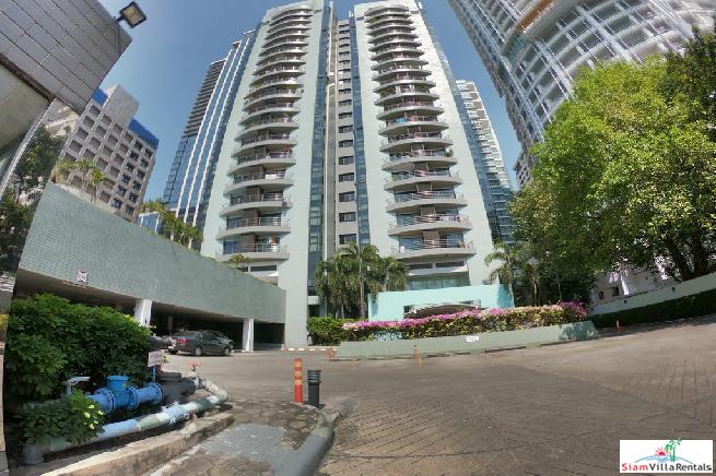 Baan Somthavil | Extra Large Three Bedroom for Rent with Views of Lumpini Park and Royal Bangkok Sport Club in Ratchadamri