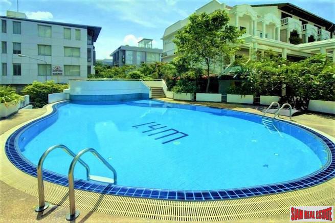 The Suites Apartment Patong