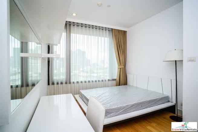 Aguston Sukhumvit 22 | Charming Deluxe Two Bedroom Condo with Extras and Pets Allowed in Phrom Phong