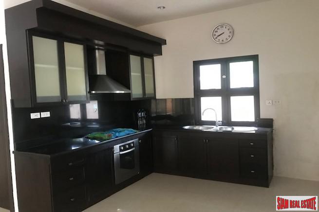 Large Two Bedroom Pool Villa in the Convenient Saiyuan Area of Rawai