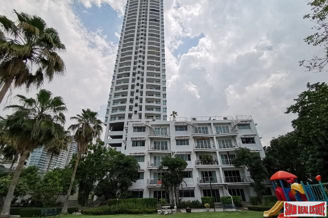 Master View Executive Place
