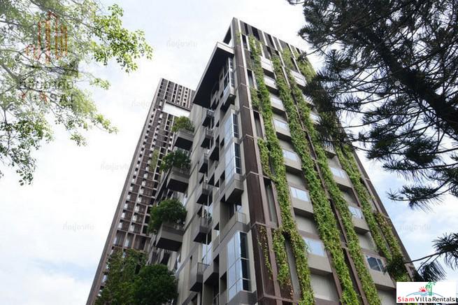 Ideo Morph 38 | Ultra Modern Two Storey Duplex with Extra High Ceilings in Thong Lo, Pet friendly