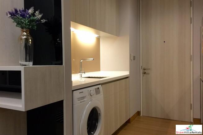 The Lumpini 24 | Elegant Two Bedroom Condo for Rent with City Views in Phrom Phong