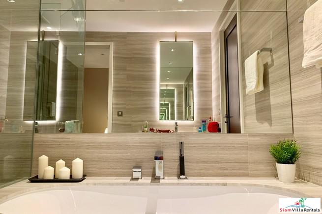 Diplomat 39 | Classic One Bedroom Condo with Pool View just a One Minute Walk from BTS Phrom Phong