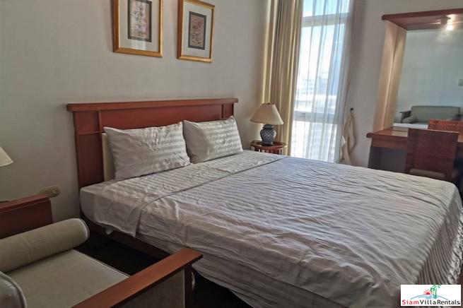 Grand Langsuan | Large Two Bedroom Condo for Rent with City Views and Pet Friendly in Chit Lom