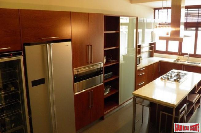 Raveevan Residence