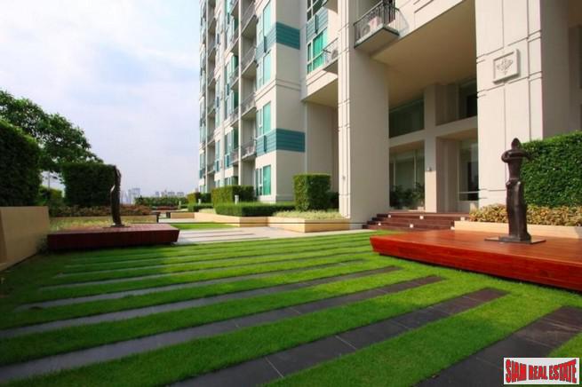 Ivy Thonglor | Cheerful Fully Furnished One Bedroom in an Excellent Thong Lo Location