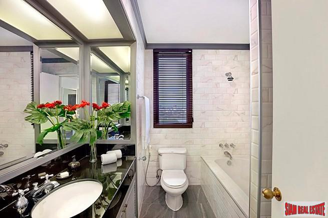 Condo One X Sukhumvit 26 | Bright and Spacious One Bedroom Close to BTS Phrom Phong