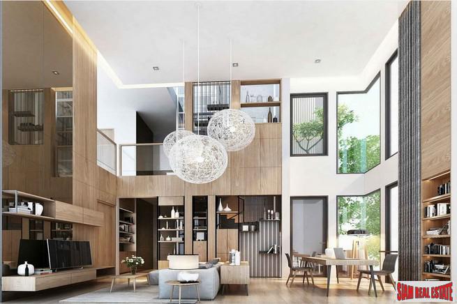 Secure Estate of Luxury Town Homes in Construction at Sukumvit 101, Phunnawithee