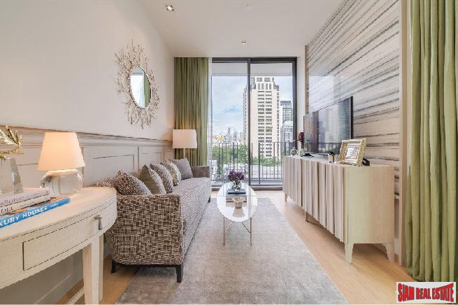 Newly Completed Ultra Luxury High-Rise Condo at Chidlom in the Pathumwan Area -Discount and Rental Guarantee 5% for 2 Years! 2 Bed Units