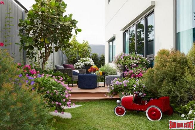 New Secure Estate of Modern Family Homes by Leading Thai Developer close to Suvarnabhumi International Airport - 4 Beds