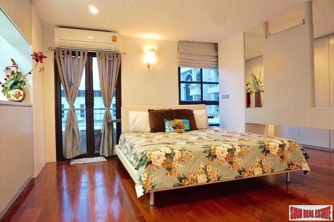 Silom Terrace | Extra Spacious Two Bedroom Condo Suitable for a Family for Rent in Silom