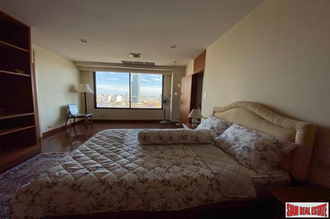Master View Executive Place
