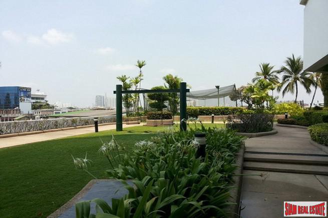 Master View Executive Place