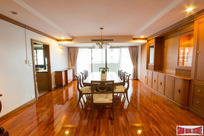 Sachayan Mansion | Huge Three Bedroom Apartment for Rent in Thong Lo - Perfect for a Family + Pet Friendly