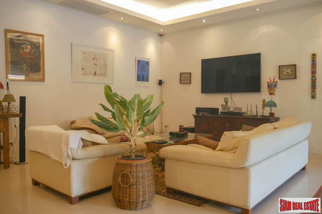 Mission Hills Tropics | Four Bedroom House with Large Gardens & Private Gardens for Sale