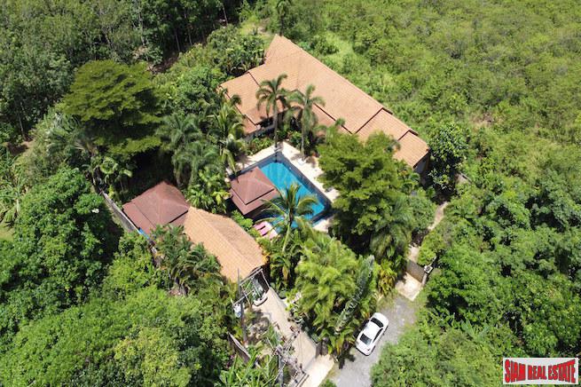 Mission Hills Tropics | Four Bedroom House with Large Gardens & Private Gardens for Sale