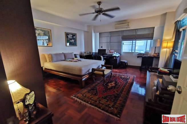 The Crest Sukhumvit 24