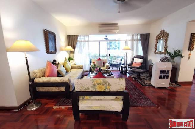 The Crest Sukhumvit 24
