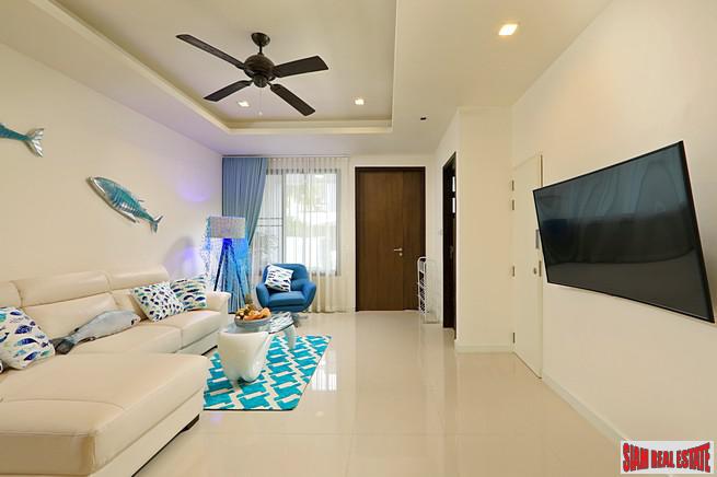 Laguna Park 1 | Bright & Cheerful Three Bedroom Three Storey House for Sale