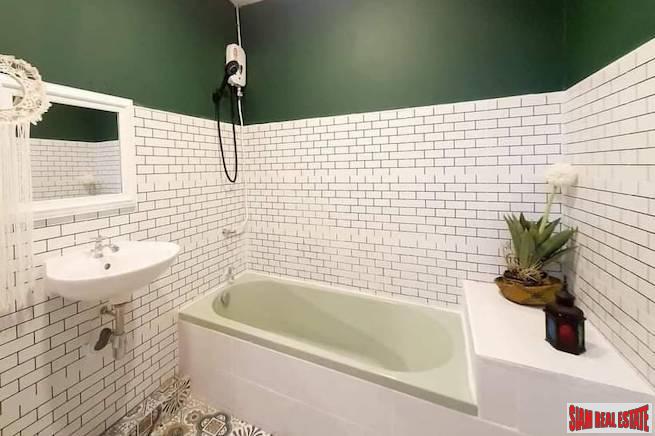 Charming Two Bedroom, Two Storey House for Rent Near BTS Chit Lom | Pet Friendly!