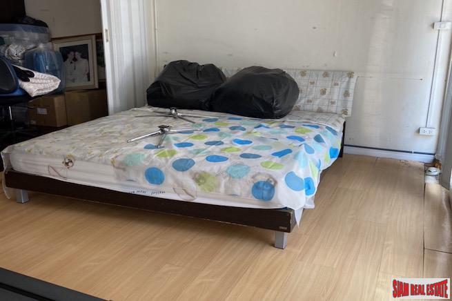 Spacious Three Bedroom, Three Storey House for Rent only 800 Meters from BTS Ekkamai
