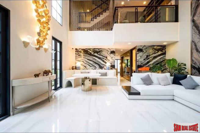 Quarter 31 | Four Bedroom Top-Class Courtyard Villa for Rent in Phrom Phong