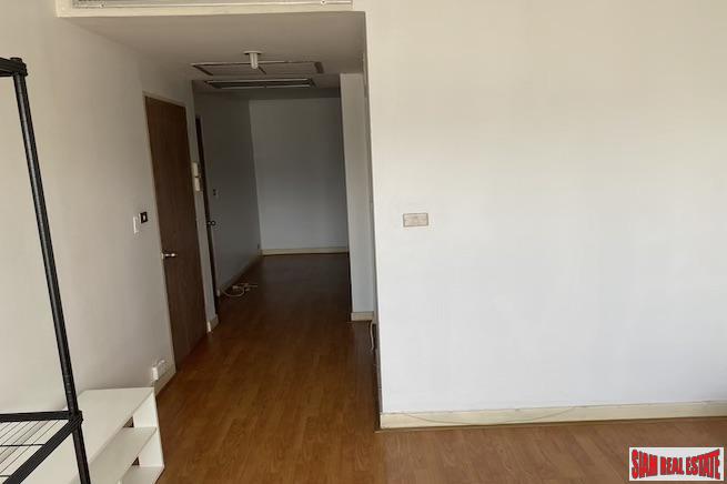 Baan Sukhumvit 36 | Large Two Bedroom Condo for Rent in Thong Lo with Unblocked City Views