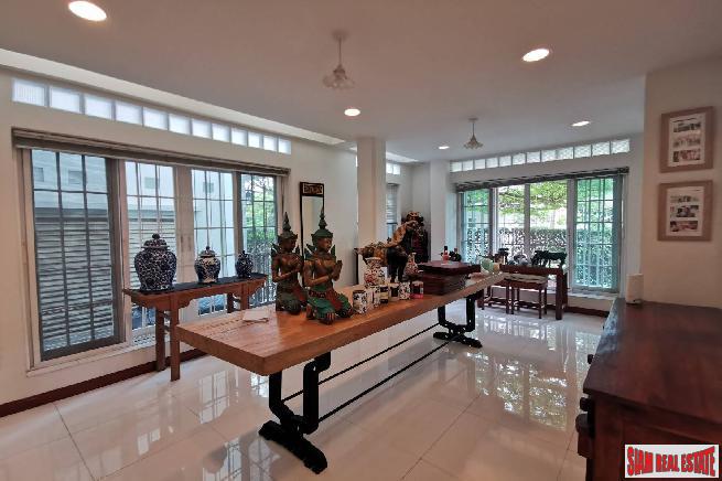 Spectacular Six Bedroom, Newly Renovated House for Rent, 500 sqm Residence at Sukhumvit 39