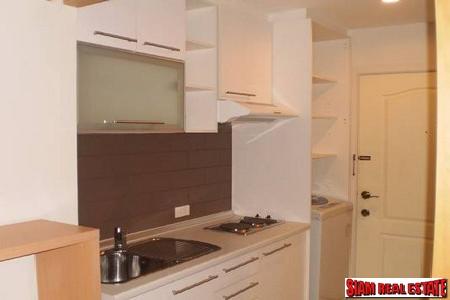 Cozy living of Studio unit, 1 Bathroom, on 16th floor at Grand Park View Asok, Sukhumvit 21