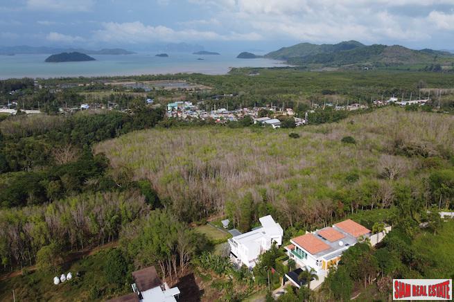 Sea View Five Bedroom Pool Villa with Many Extras for Sale in Pa Klok