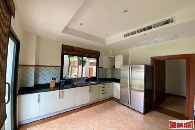 Contemporary three-bedroom villa with private pool in Laguna