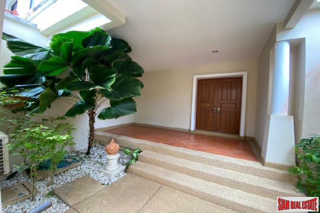 Contemporary three-bedroom villa with private pool in Laguna-18